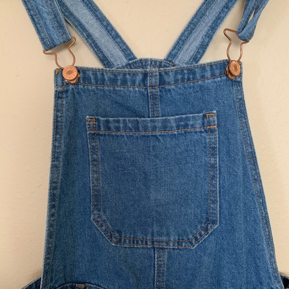 Sold! - Picture 4 of 9